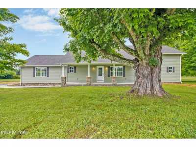 Home For Sale in Crossville, Tennessee