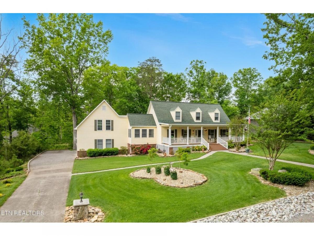 Picture of Home For Sale in Loudon, Tennessee, United States