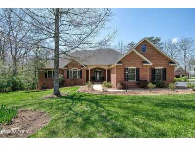 Home For Sale in Crossville, Tennessee