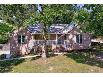 Home For Sale in Maryville, Tennessee