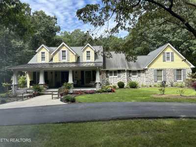 Home For Sale in Jamestown, Tennessee