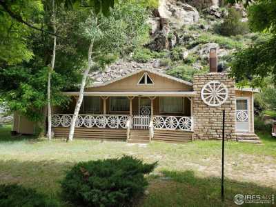 Home For Sale in Bellvue, Colorado