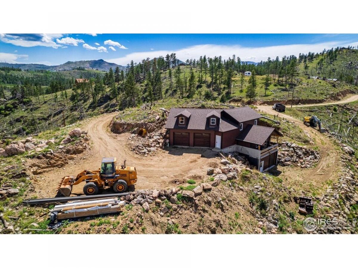 Picture of Home For Sale in Bellvue, Colorado, United States