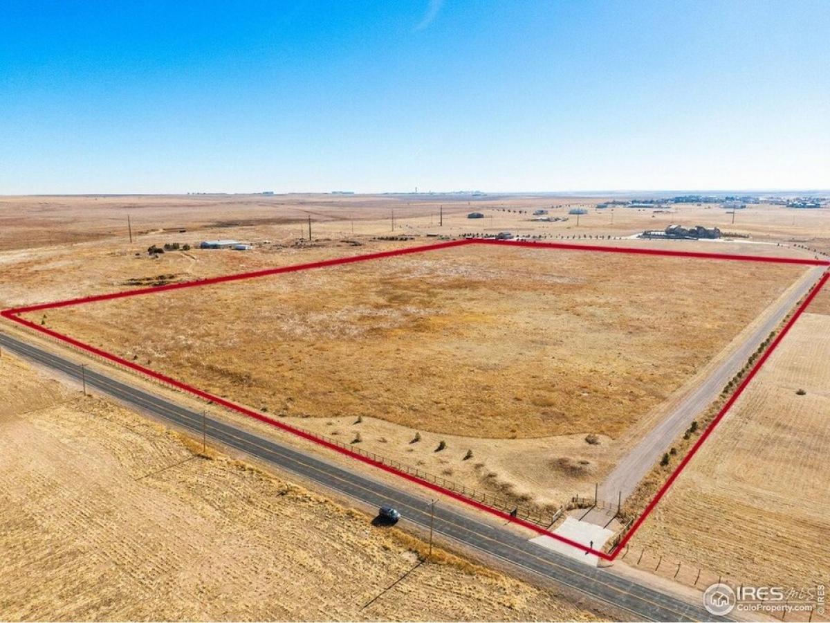 Picture of Residential Land For Sale in Commerce City, Colorado, United States