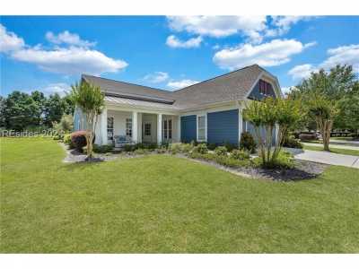 Home For Sale in Bluffton, South Carolina