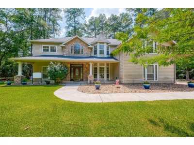 Home For Sale in Magnolia, Texas