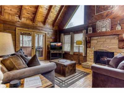 Home For Sale in Pigeon Forge, Tennessee