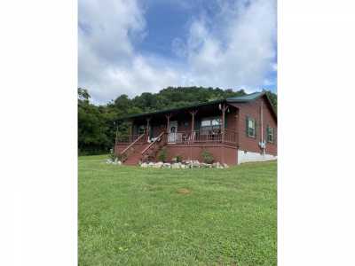 Home For Sale in Rogersville, Tennessee