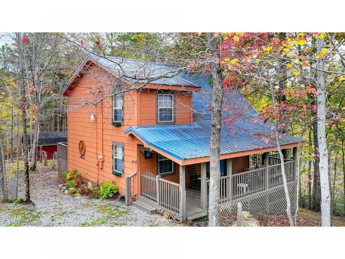 Picture of Home For Sale in Sevierville, Tennessee, United States