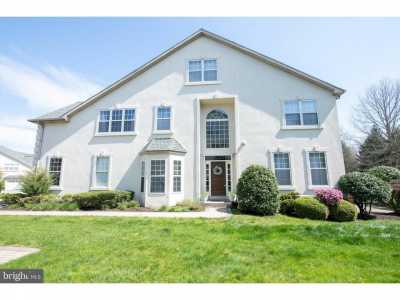 Home For Sale in Lansdale, Pennsylvania