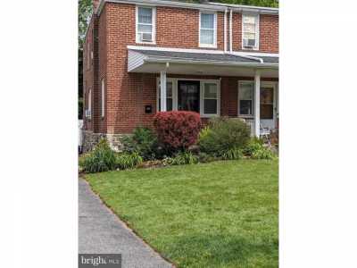 Home For Sale in Bryn Mawr, Pennsylvania