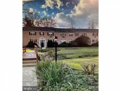 Home For Sale in Wayne, Pennsylvania