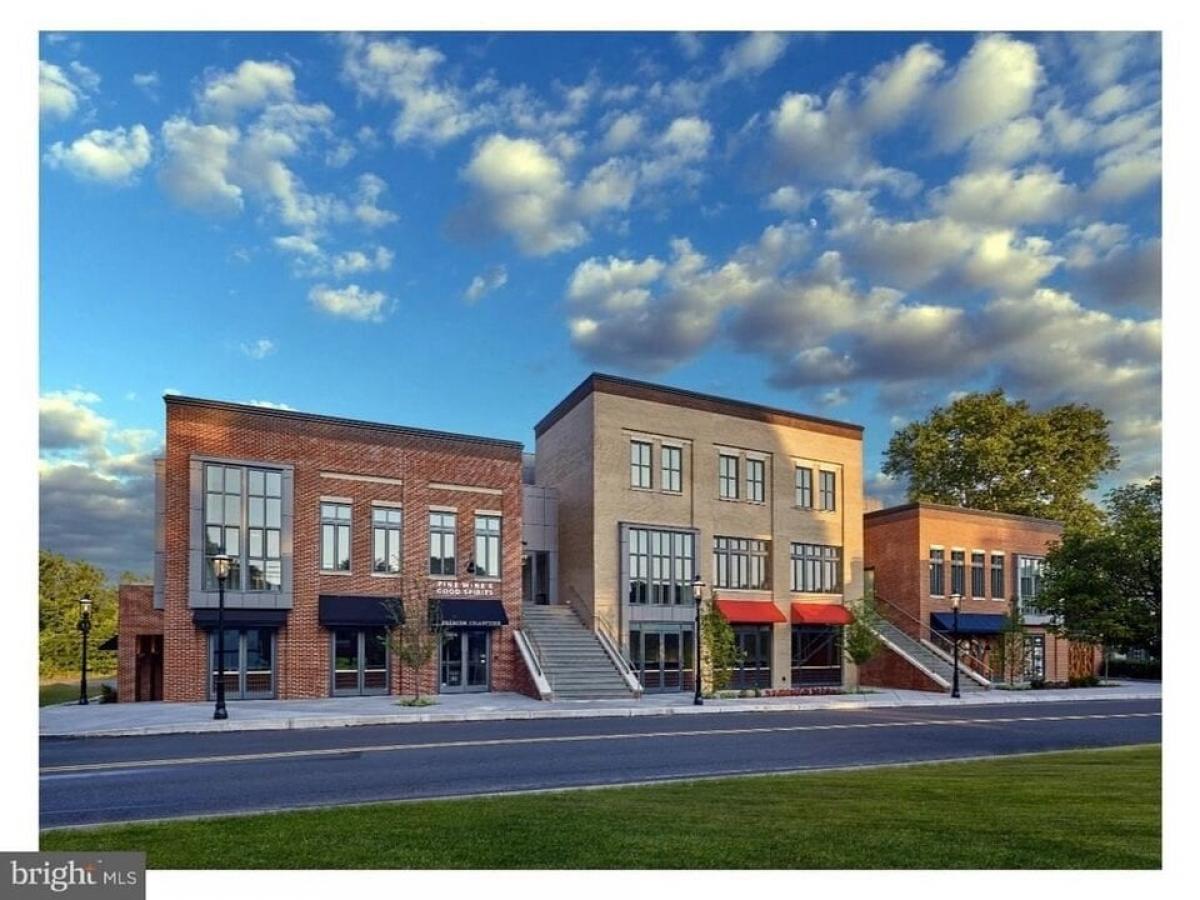 Picture of Home For Sale in Newtown, Pennsylvania, United States