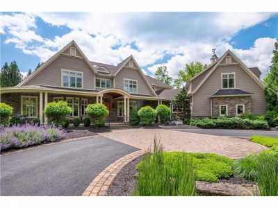 Home For Sale in Lower Saucon Twp, Pennsylvania