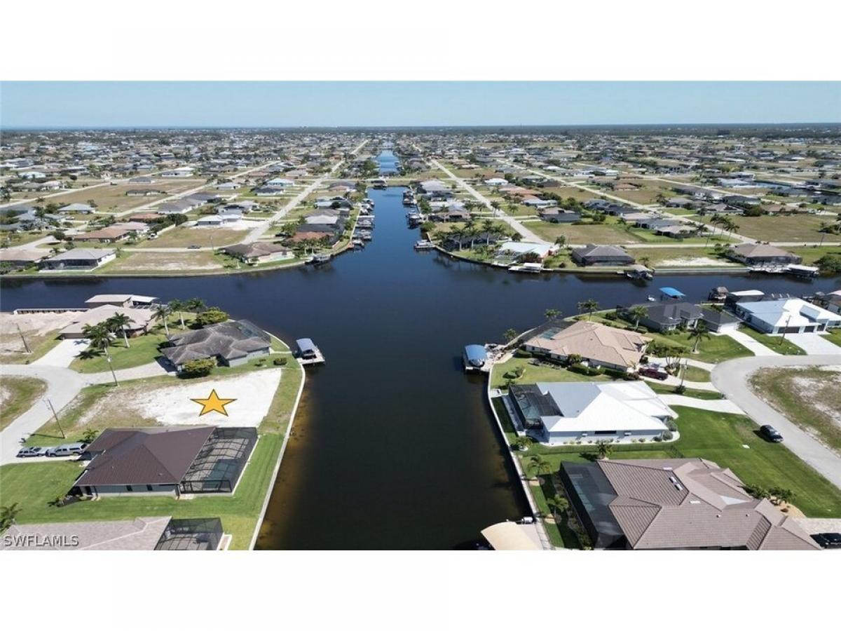 Picture of Residential Land For Sale in Cape Coral, Florida, United States