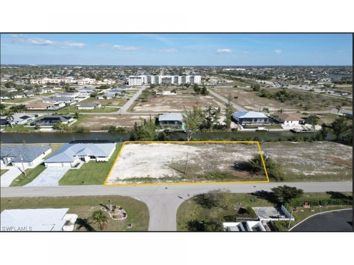 Picture of Residential Land For Sale in Cape Coral, Florida, United States