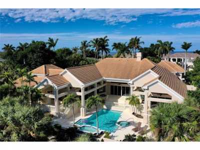 Home For Sale in Sanibel, Florida