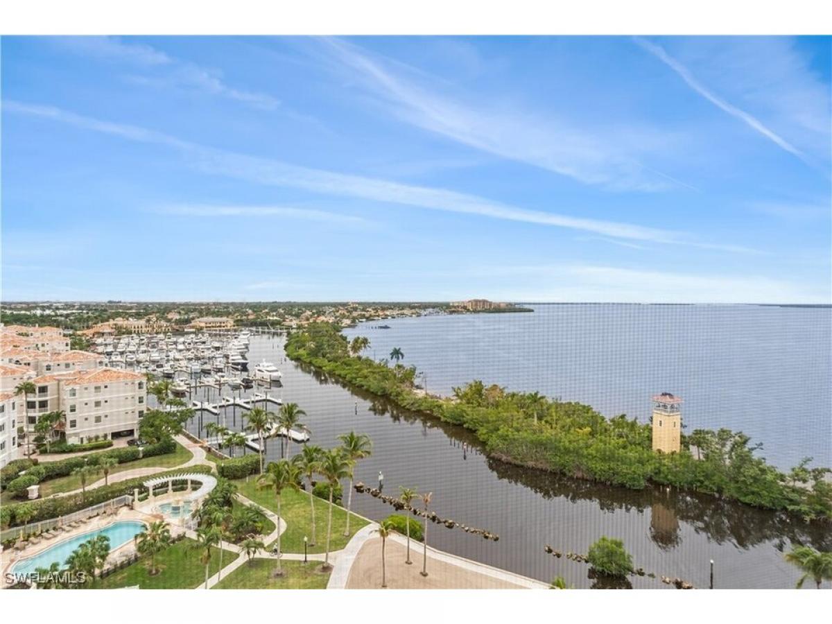 Picture of Home For Sale in Fort Myers, Florida, United States