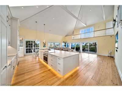 Home For Sale in Sanibel, Florida