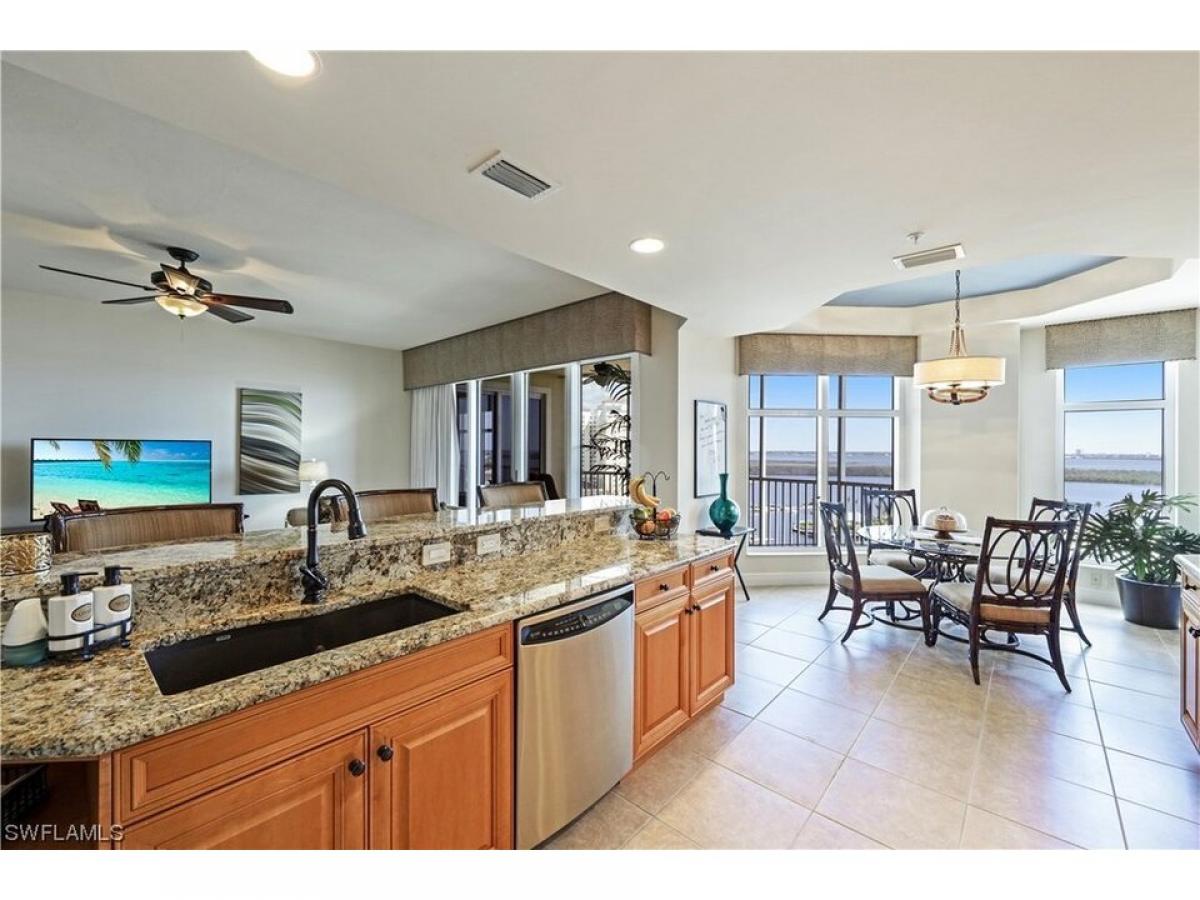 Picture of Home For Sale in Cape Coral, Florida, United States