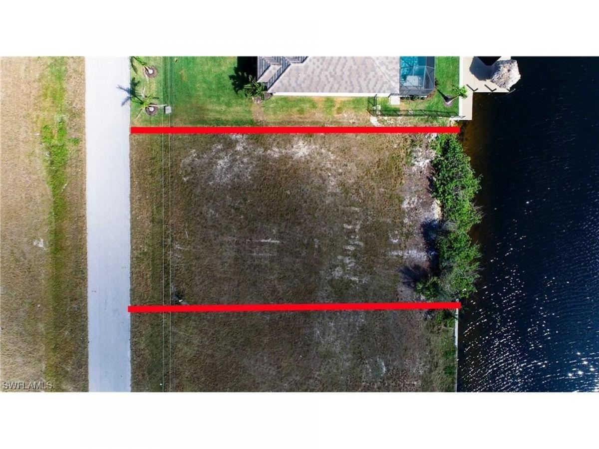 Picture of Residential Land For Sale in Cape Coral, Florida, United States