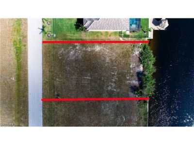 Residential Land For Sale in Cape Coral, Florida