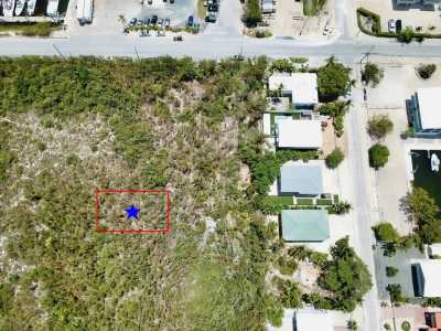 Residential Land For Sale in Key Largo, Florida