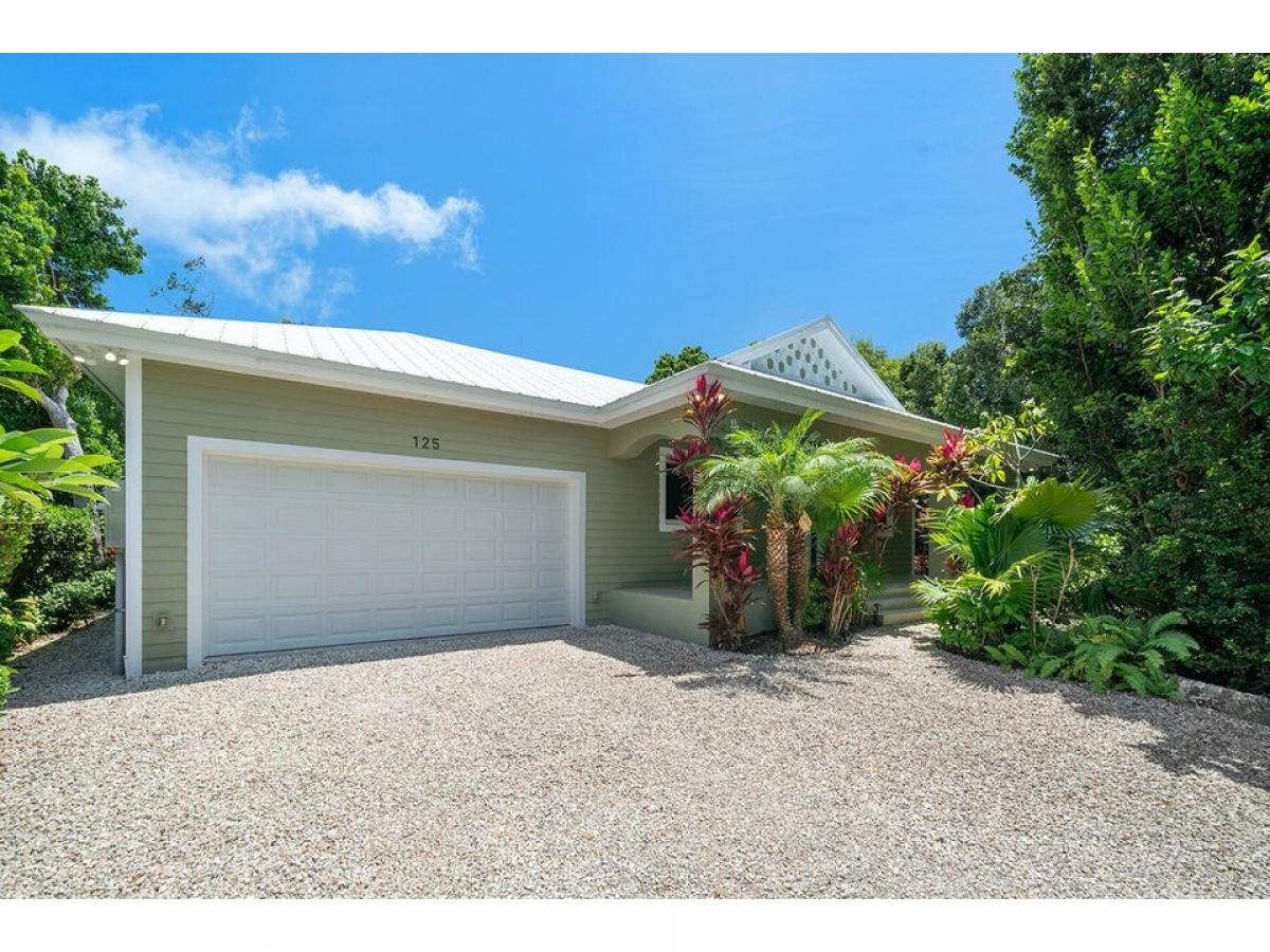 Picture of Home For Sale in Upper Matecumbe Key Islamorada, Florida, United States