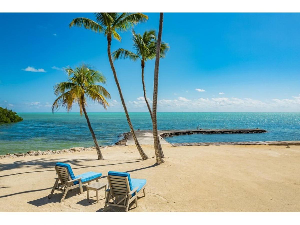 Picture of Home For Sale in Upper Matecumbe Key Islamorada, Florida, United States