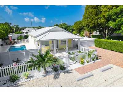 Home For Sale in Upper Matecumbe Key Islamorada, Florida