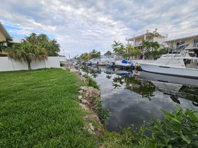 Residential Land For Sale in Plantation Key, Florida