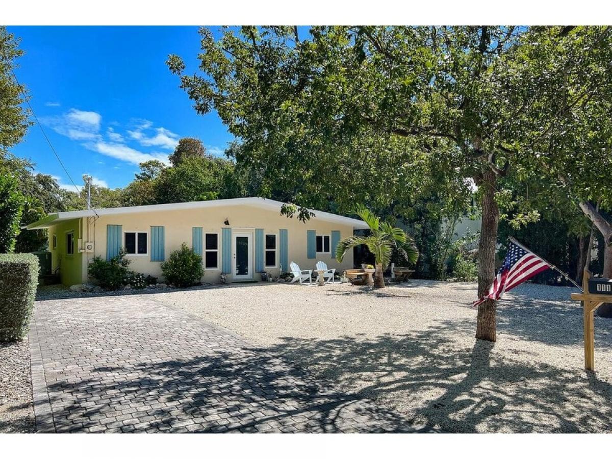 Picture of Home For Sale in Plantation Key, Florida, United States