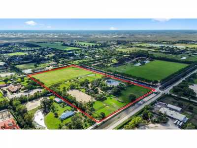 Home For Sale in Wellington, Florida