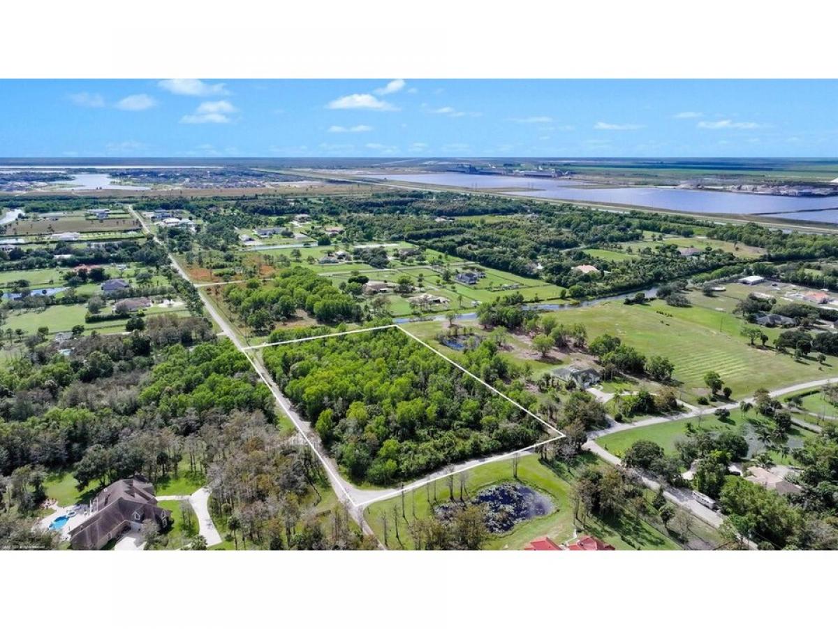 Picture of Residential Land For Sale in Loxahatchee, Florida, United States