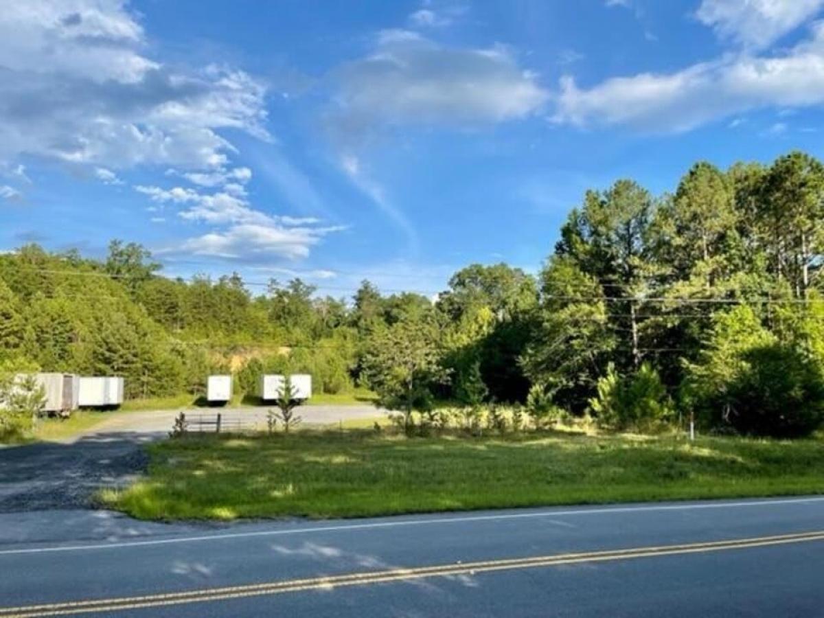 Picture of Residential Land For Sale in Rocky Face, Georgia, United States