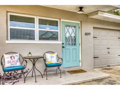 Home For Sale in New Smyrna Beach, Florida