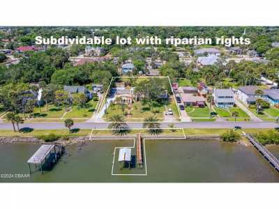 Home For Sale in Port Orange, Florida