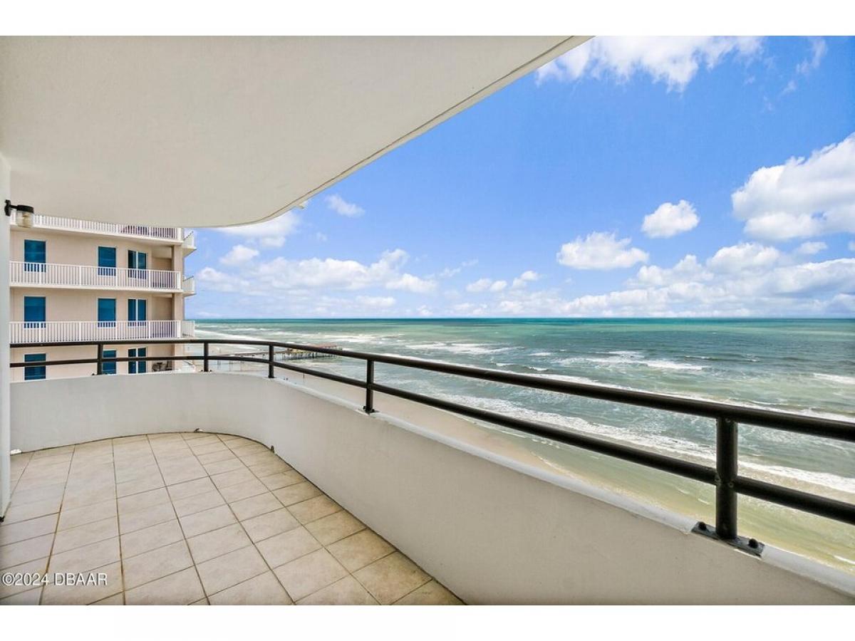 Picture of Home For Sale in Daytona Beach Shores, Florida, United States