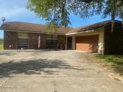 Home For Sale in New Smyrna Beach, Florida