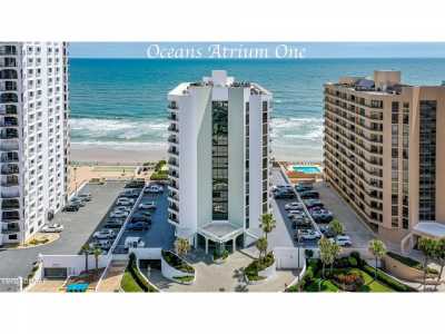 Home For Sale in Daytona Beach Shores, Florida