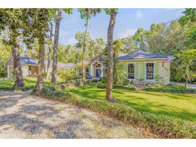 Home For Sale in New Smyrna Beach, Florida