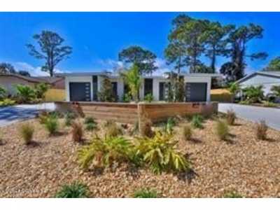 Home For Sale in Edgewater, Florida