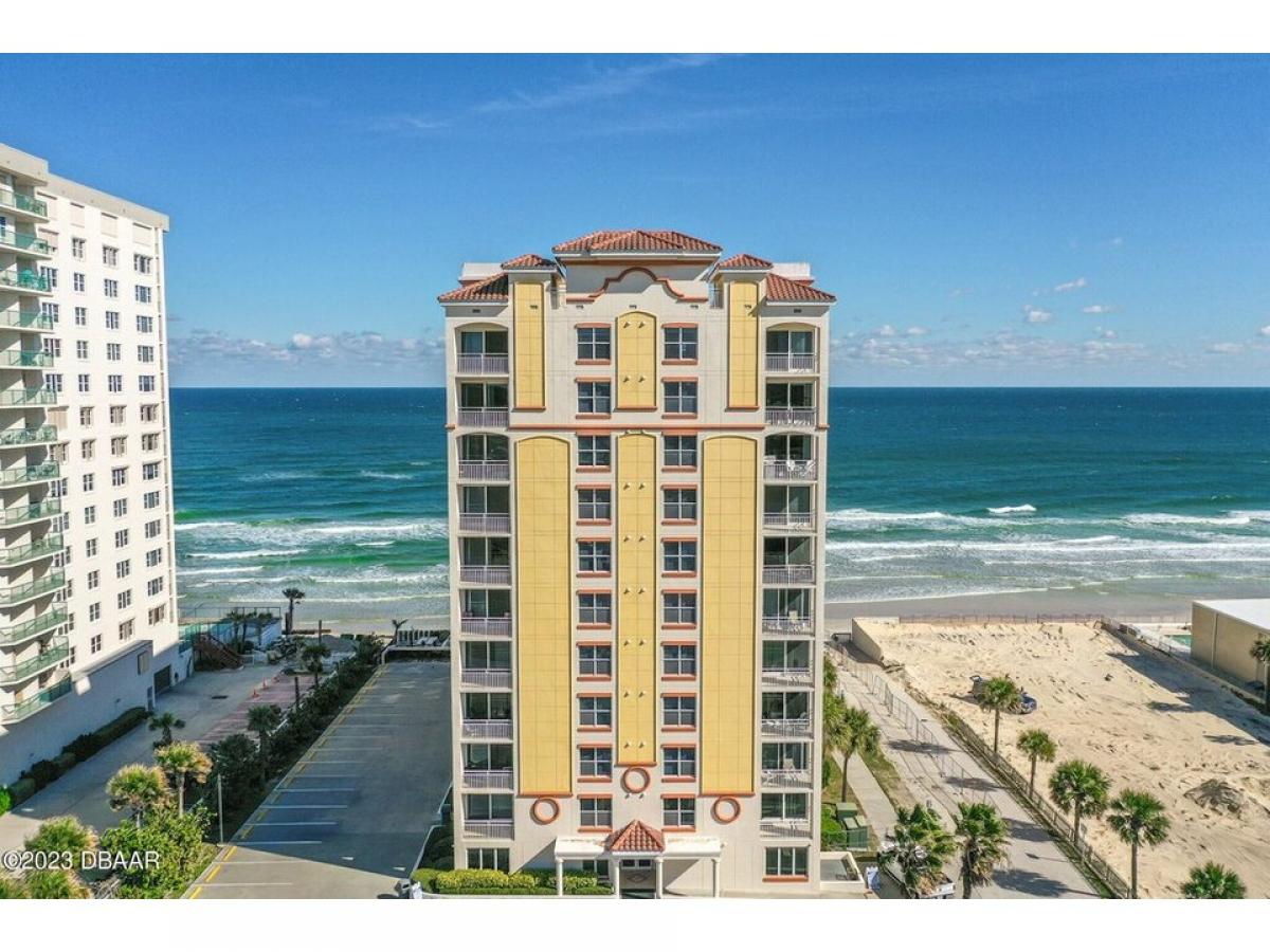 Picture of Home For Sale in Daytona Beach Shores, Florida, United States