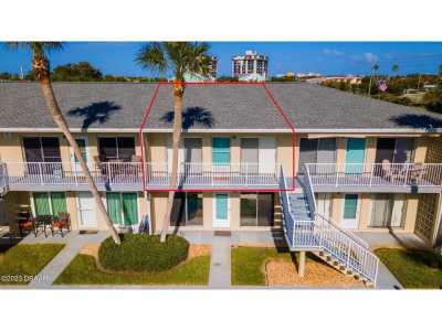 Home For Sale in New Smyrna Beach, Florida