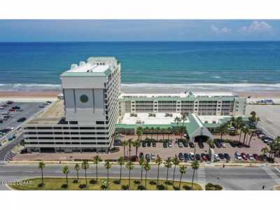 Home For Sale in Daytona Beach, Florida