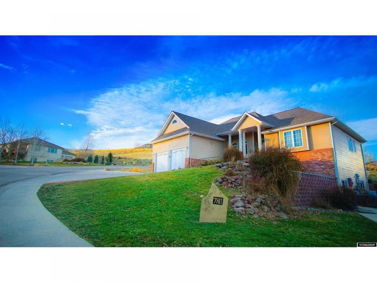 Picture of Home For Sale in Buffalo, Wyoming, United States