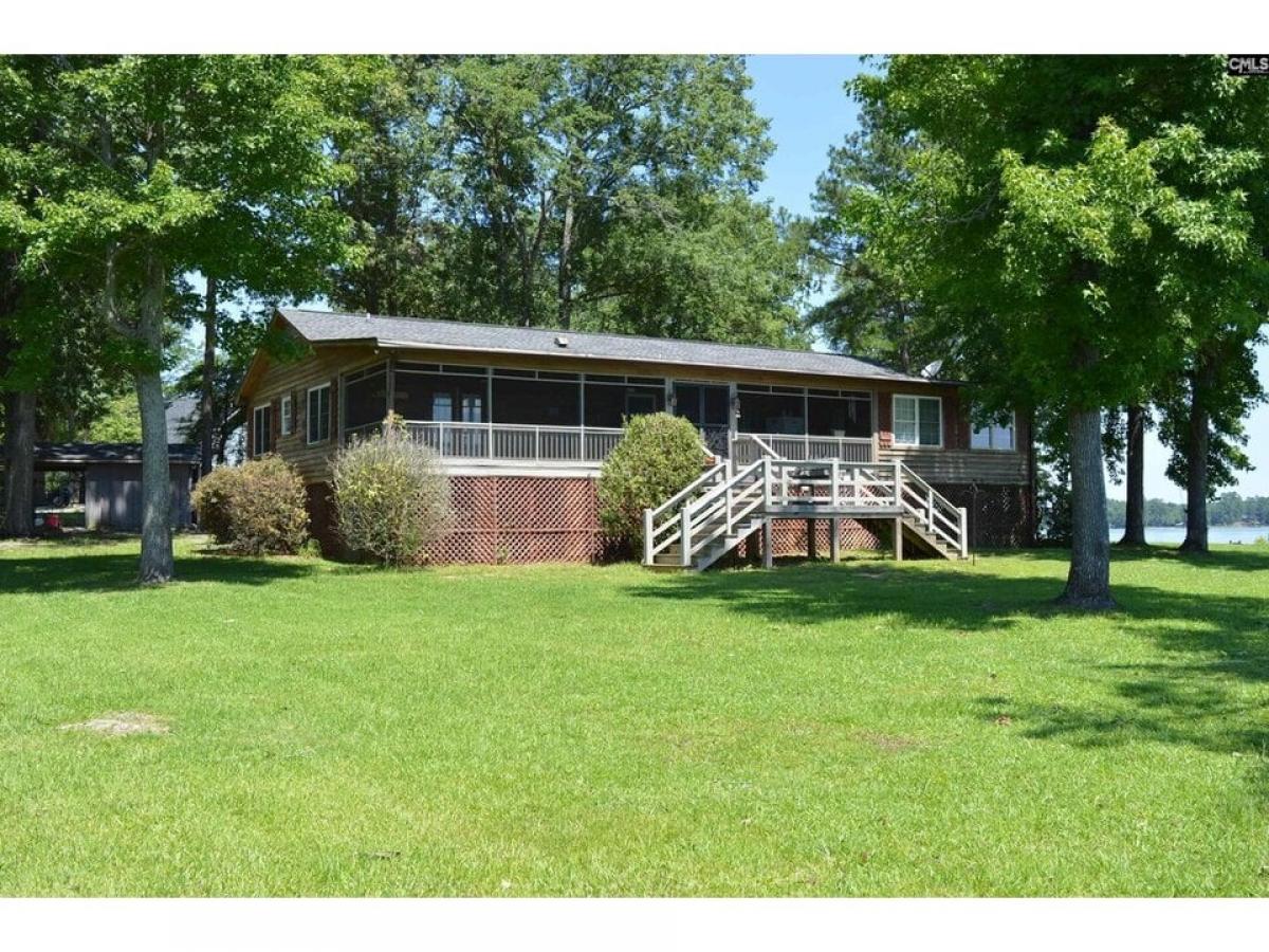 Picture of Home For Sale in Ridgeway, South Carolina, United States