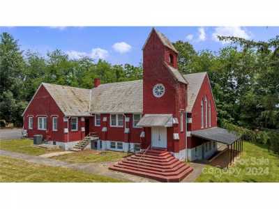 Home For Sale in Leicester, North Carolina