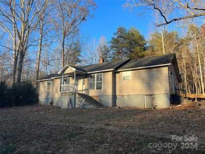 Home For Sale in Union Mills, North Carolina