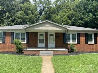 Home For Rent in Charlotte, North Carolina